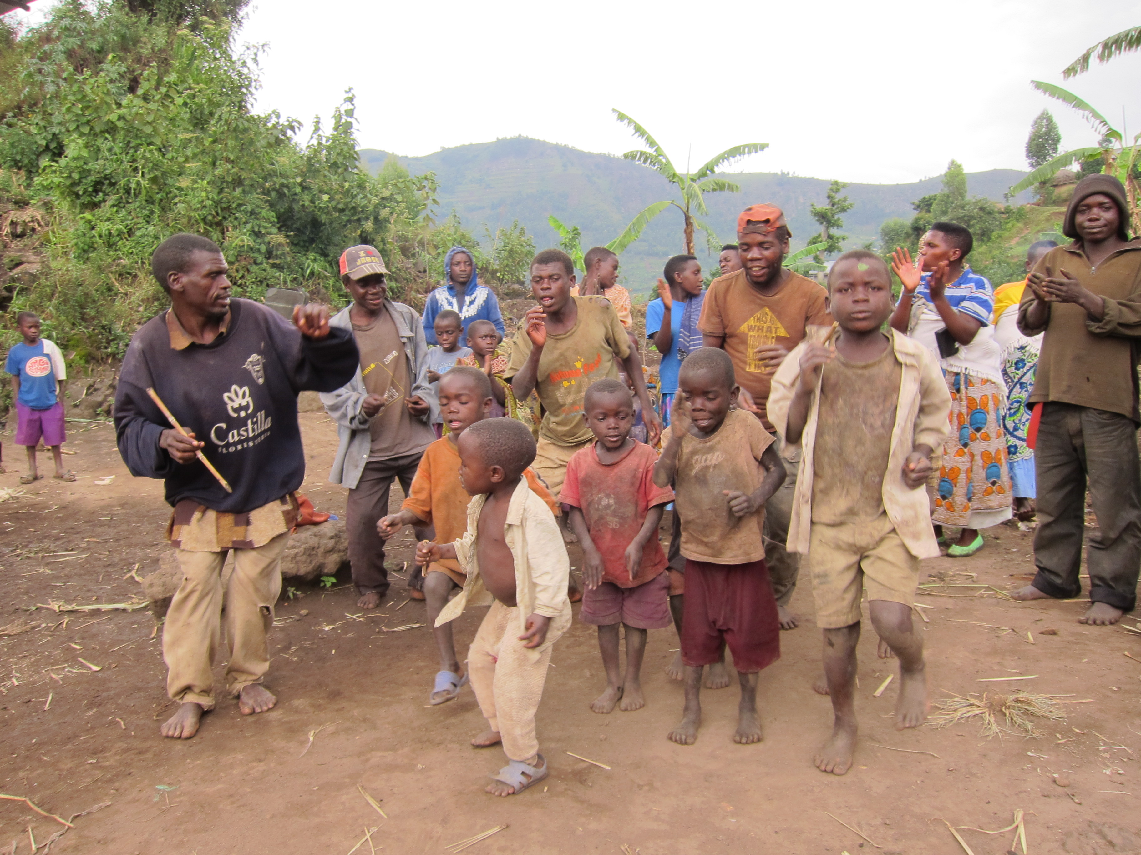 Batwa people near Kisoro